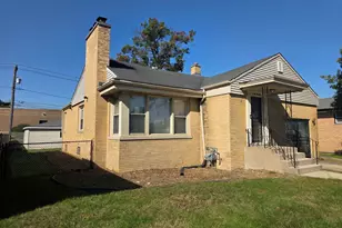 654 Yates Ave, Calumet City, IL 60409 - Photo 1