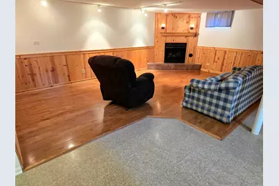 682 Dickie Avenue, Elgin, IL 60120 - Photo 17