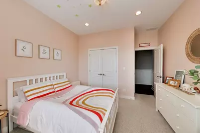2441 W Belmont Avenue #3W, Chicago, IL 60618 - Photo 13