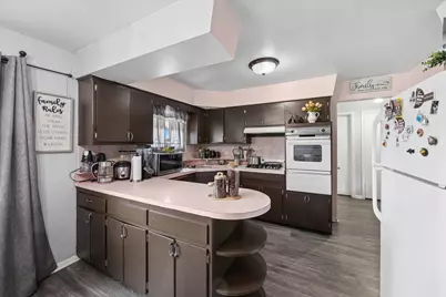 7408 W 58th Street, Summit, IL 60501 - Photo 3