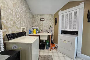 519 N Locust St, Momence, IL 60954 - Photo 25