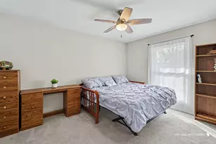 302 Appleton Dr, Vernon Hills, IL 60061 - Photo 11