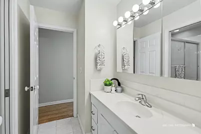 302 Appleton Drive, Vernon Hills, IL 60061 - Photo 9