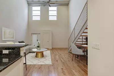 2100 Greenwood Street #206, Evanston, IL 60201 - Photo 3