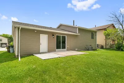 18200 Fountainbleau Drive, Hazel Crest, IL 60429 - Photo 15