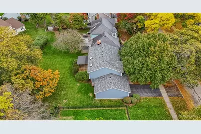 647 Oakhurst Drive, Naperville, IL 60540 - Photo 45