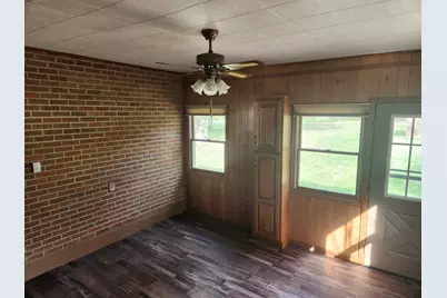206 Palmyra Road, Dixon, IL 61021 - Photo 13