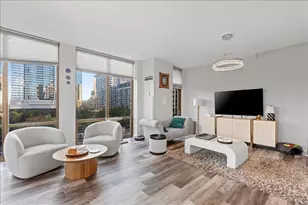1335 S Prairie Ave, Chicago, IL 60605 - Photo 9