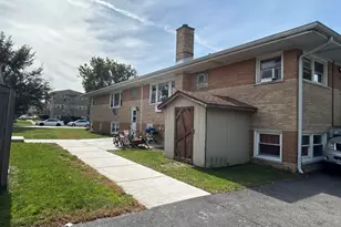224 W Michael Ln, Addison, IL 60101 - Photo 7