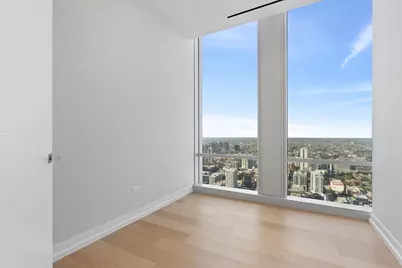 14 W Superior Street #5103, Chicago, IL 60654 - Photo 21