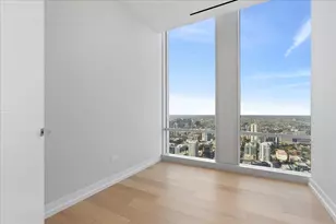 14 W Superior St, Chicago, IL 60654 - Photo 21