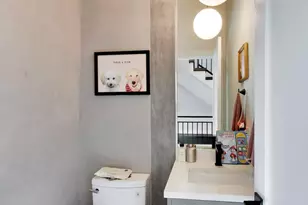 2415 W Huron St, Chicago, IL 60612 - Photo 9