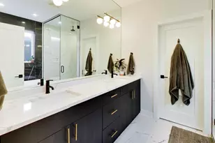 2415 W Huron St, Chicago, IL 60612 - Photo 11