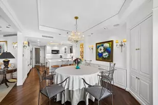 950 N Michigan Ave, Chicago, IL 60611 - Photo 9