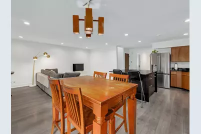 325 N Oak Park Avenue #E, Oak Park, IL 60302 - Photo 9