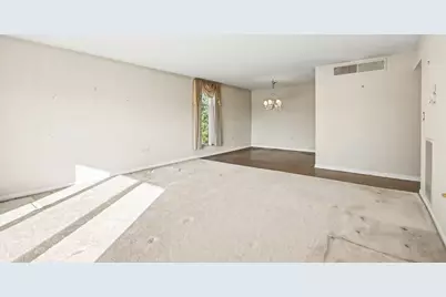 2900 Maple Avenue #20-E, Downers Grove, IL 60515 - Photo 7