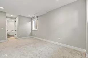 2448 W Diversey Ave, Chicago, IL 60647 - Photo 15