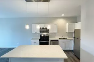 301 N Madison St, Woodstock, IL 60098 - Photo 3