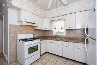7532 S Indiana Avenue, Chicago, IL 60619 - Photo 5