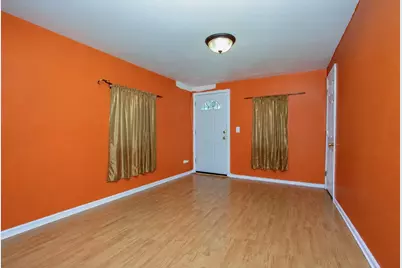 7532 S Indiana Avenue, Chicago, IL 60619 - Photo 9