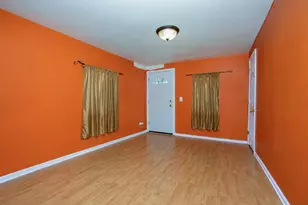 7532 S Indiana Ave, Chicago, IL 60619 - Photo 9
