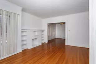 7532 S Indiana Ave, Chicago, IL 60619 - Photo 3