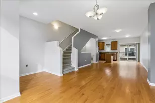 3214 N Kilbourn Ave, Chicago, IL 60641 - Photo 3