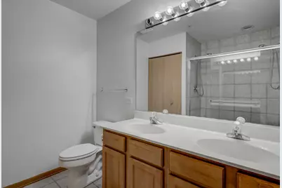 515 Main Street #509, Evanston, IL 60202 - Photo 17