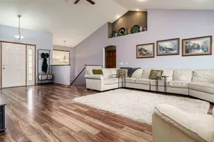 2223 Winding Creek Dr, Belvidere, IL 61008 - Photo 11