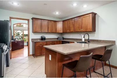 2223 Winding Creek Drive, Belvidere, IL 61008 - Photo 17