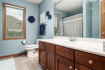 2223 Winding Creek Drive, Belvidere, IL 61008 - Photo 33