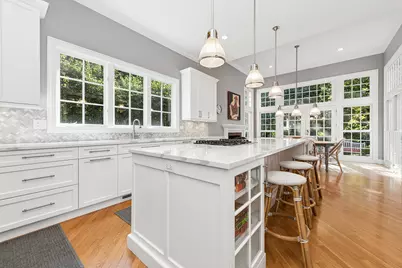 936 Fisher Lane, Winnetka, IL 60093 - Photo 5