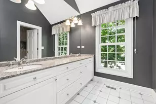 936 Fisher Ln, Winnetka, IL 60093 - Photo 33