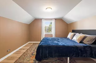 2966 W Nelson St, Chicago, IL 60618 - Photo 19