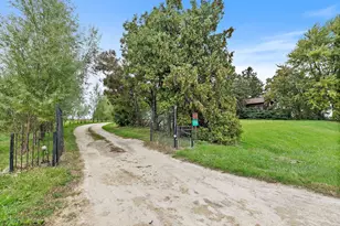 12325 Route 23, Waterman, IL 60556 - Photo 27