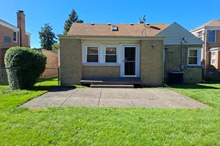 6631 N St Louis Ave, Lincolnwood, IL 60712 - Photo 17