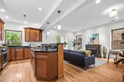 907 W Margate Terrace #2, Chicago, IL 60640 - Photo 7