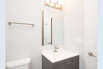 1813 W Cermak Road, Chicago, IL 60608 - Photo 9