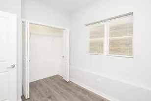1813 W Cermak Rd, Chicago, IL 60608 - Photo 7