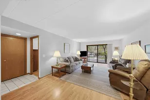 8350 W Addison St, Chicago, IL 60634 - Photo 17