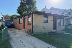 2829 139th St, Blue Island, IL 60406 - Photo 3