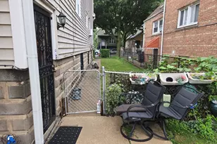 6328 S Hoyne Ave, Chicago, IL 60636 - Photo 5