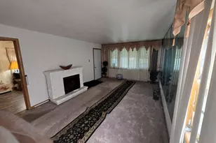 6328 S Hoyne Ave, Chicago, IL 60636 - Photo 7
