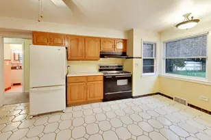 5858 N Louise Ave, Chicago, IL 60646 - Photo 11