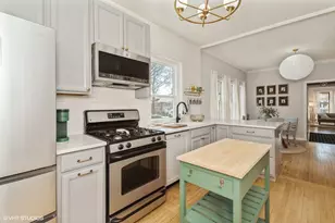 5003 N Hamlin Ave, Chicago, IL 60625 - Photo 5
