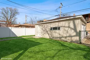 5003 N Hamlin Ave, Chicago, IL 60625 - Photo 19