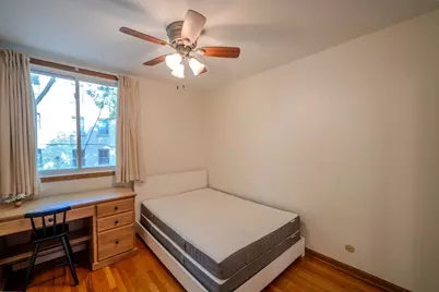 932 E 55th Street, Chicago, IL 60615 - Photo 15