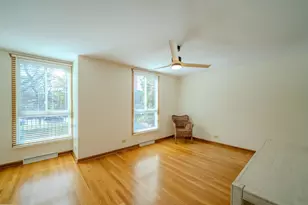 932 E 55th St, Chicago, IL 60615 - Photo 11
