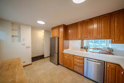 932 E 55th Street, Chicago, IL 60615 - Photo 5