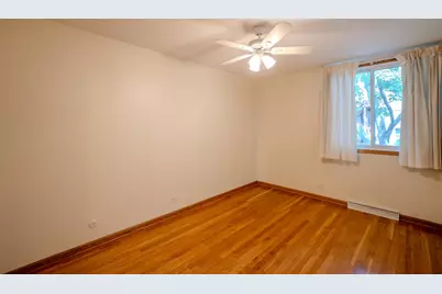 932 E 55th Street, Chicago, IL 60615 - Photo 9